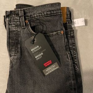 levi’s wedgie straight jeans